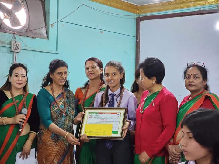 mahila sakos